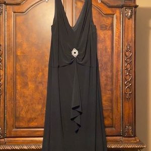 Black evening dress - simple and elegant